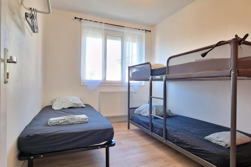 Maison A Aurillac - 3 Chambres - Arrivee Autonome エクステリア 写真