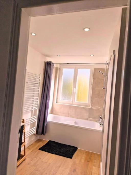 Maison A Aurillac - 3 Chambres - Arrivee Autonome エクステリア 写真